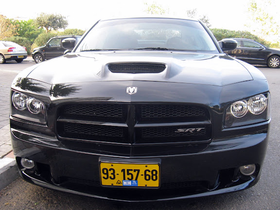 Dodge%20Charger%20SRT8%20004.JPG
