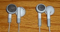 [earphones3.jpg]