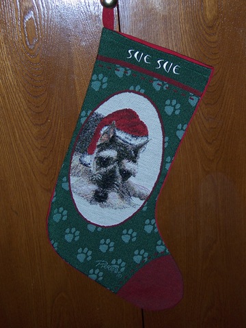 [Christmas Stockings 002[2].jpg]