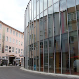 Neue Stadtbücherei im modernen Glanz