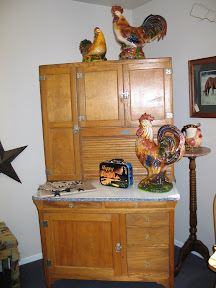 1920's Solid oak antique hoosier hutch