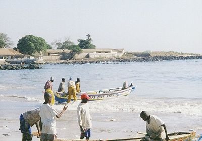 ダカール郊外の漁民