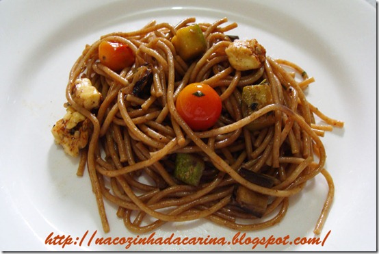 espaguete-com-legumes-grelhados-01 espaguete-com-legumes-grelhados-01