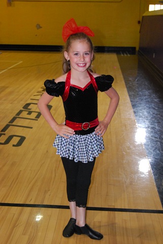 [Sarah dance recital 1[2].jpg]