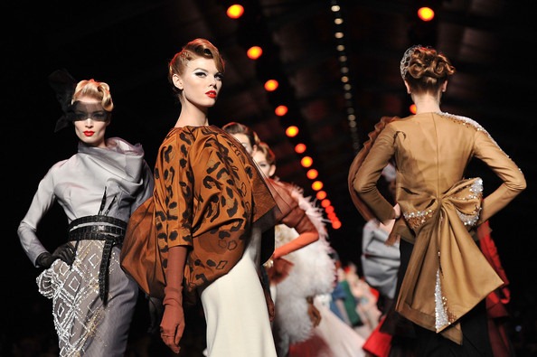 Christian Dior Runway Paris Fashion Week Haute fJtp6trMAQHl