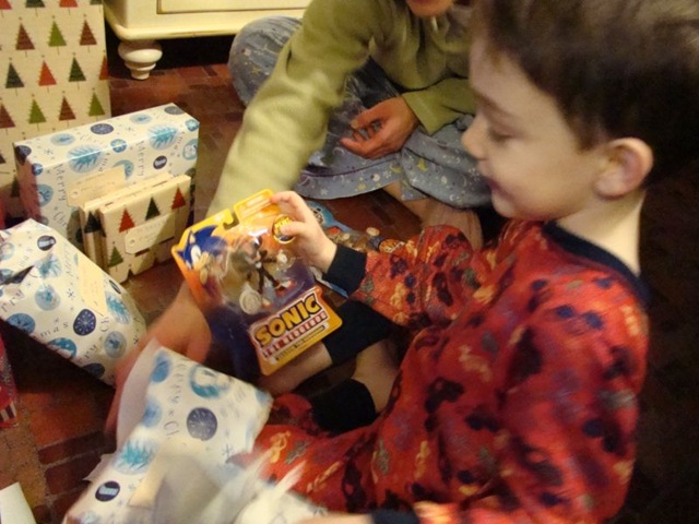 [christmas2[5].jpg]