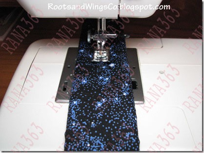 [4 sew down the middle of strap_thumb[1][4].jpg]