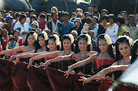 Another dance kicking off, the dance and outfits were amazing, as was their ability to hold a fixed smile.