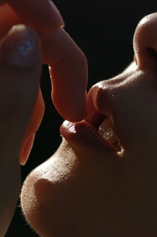 [special lips[2].jpg]