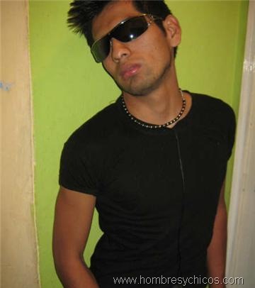 [hombres-y-chicos-chicos-peruanos[6].jpg]