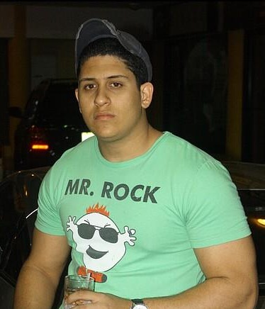 [fuertes hombres[1].jpg]