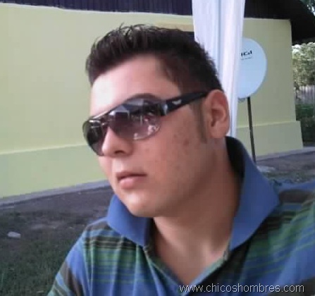[fotos de chicos.jpg]