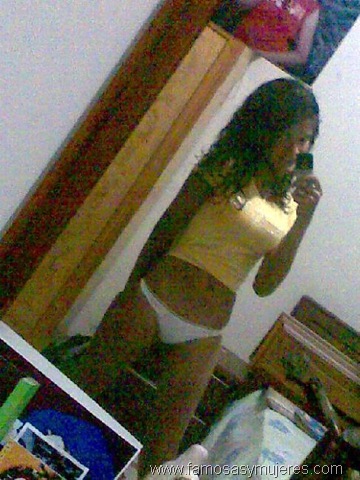 [fotos chicas celular[5].jpg]
