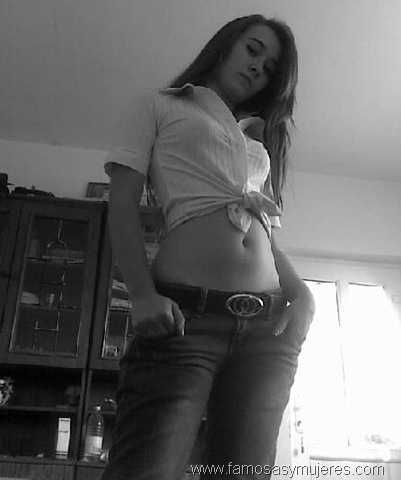 [fotos mujeres provocativas[1].jpg]