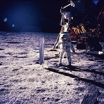 [moon[3].jpg]