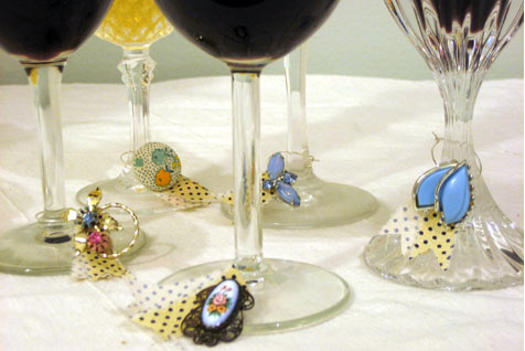 [Argolas de copos feitas com material de vinho (1)[6].png]