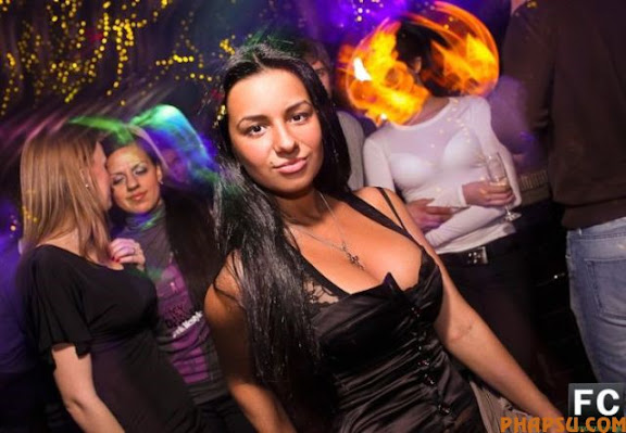 ảnh hộp đêm của Nga :x Moscow_nightclubs_sexy_girls_61
