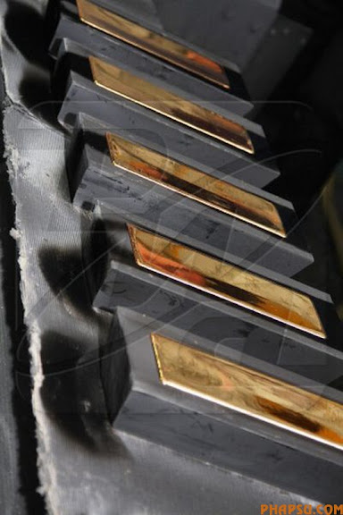 gold_bars_04.jpg