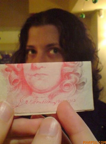 playing_with_money_18.jpg