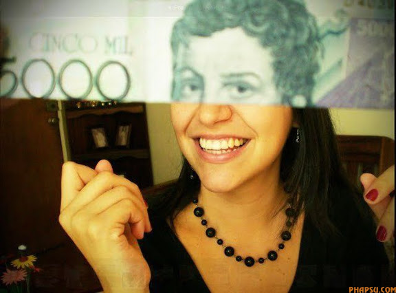 playing_with_money_15.jpg