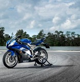 [2009-YZF-R6-static-03_prv_tcm26-271770[2].jpg]