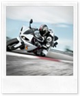 2009-YZF-R1-action-04_prv_tcm26-265553