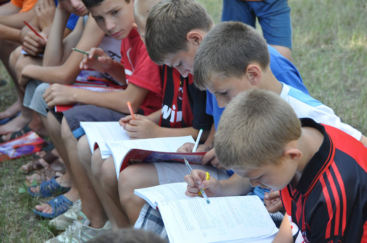 studierea Bibliei la o tabara sportiva