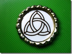 TriquestraBottleCap