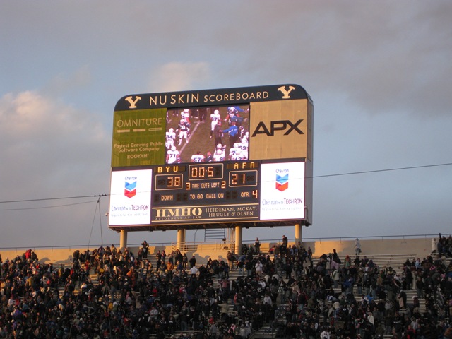 [BYU beats Airforce 196[2].jpg]