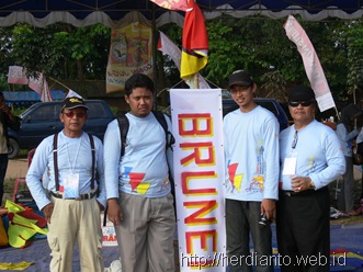 redha dan tim pelayang brunei