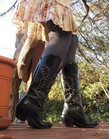[Boots_5[4].png]