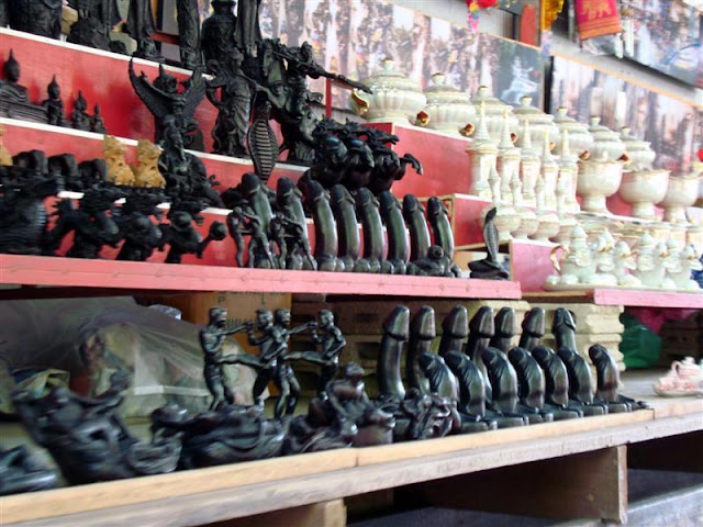 Curiosos souvenirs...