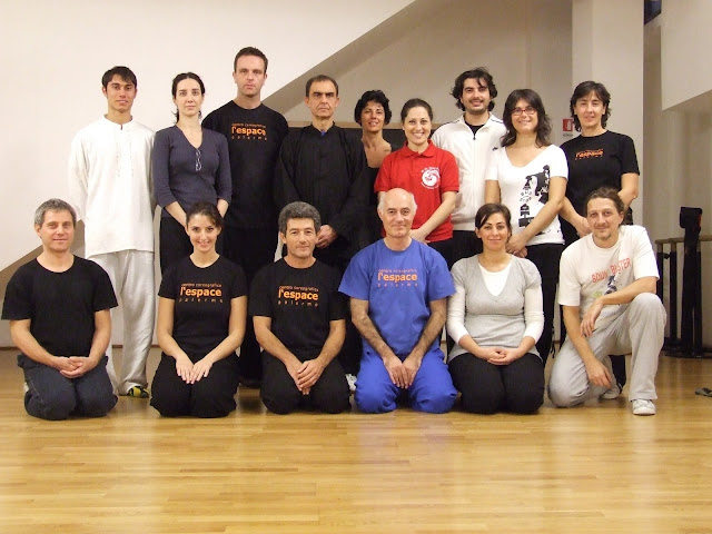 Foto di gruppo con la maestra Carmela Filosa