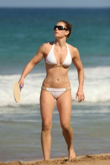 Famosas con tangas y pantalones muy ajustados