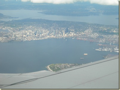 2010-04-29 Landing over Seattle (7)