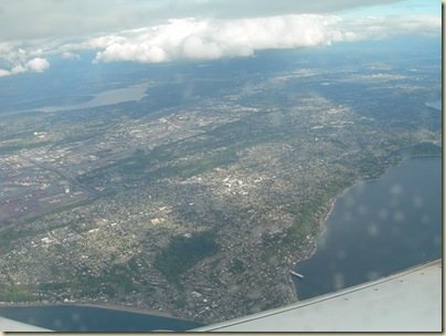 2010-04-29 Landing over Seattle (12)