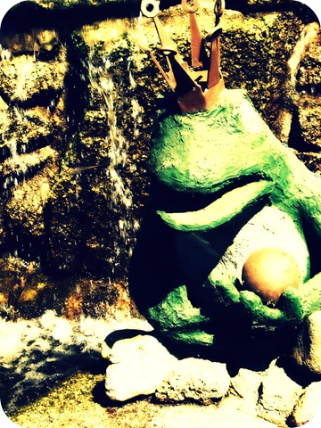[frogprince[4].jpg]