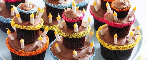 [hero-chocolate-birthday-cupcakes_large[4].jpg]