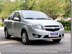 2010_chevrolet_aveo-right-front