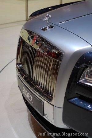 [Rolls-Royce-200EX-Concept-logo[7].jpg]