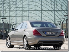 2009-mercedes-benz-s-class-amg-sports-package-rear