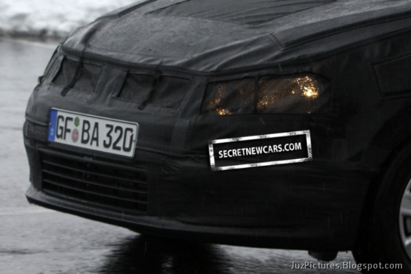 [volkswagen_polo_sedan_06[2].jpg]