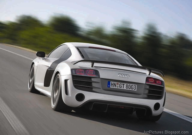 [2011 Audi R8 GT6[2].jpg]