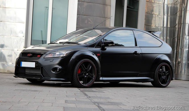 [Anderson Germany Ford Focus RS Black Racing Edition[2].jpg]