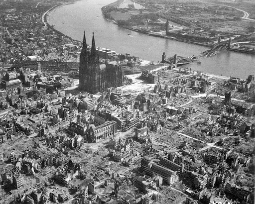 Cologne_1945_1.jpg
