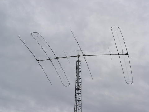 4L240.jpg