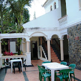 Terraza del Hotel La Cueva - en El Cedro, Miches, Dominican Republic - http://www.rancholacueva.com
