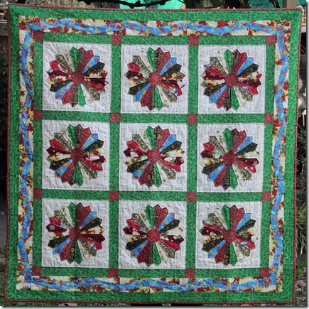 Christmas Dresdan Plates Quilt (Large)