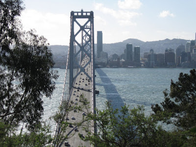 bay bridge Bay Bridge Yerba Buena Islandről (ez igazi, ehhez épitették a mesterségest)