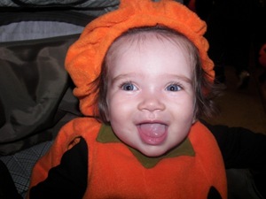 [Blue eyed Pumpkin[5].jpg]